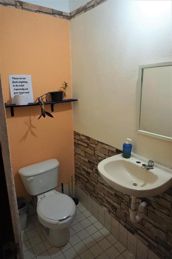 Akasha Hostel เมริดา ภายนอก รูปภาพ